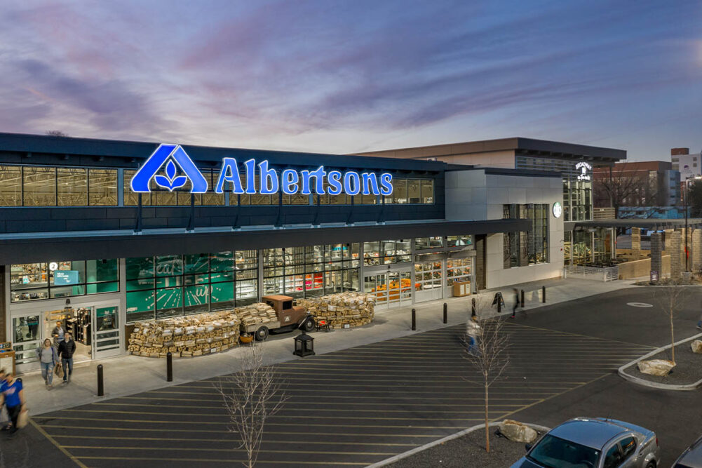 Albertsons retail store exterior